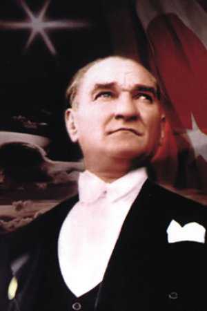 320 x 480 Piksel Çözünürlüğünde, Atatürk ve Türk Bayrağı Duvar Kağıdı!