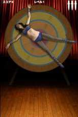 Bıçak Atma Oyunu - Girl Versus Knives